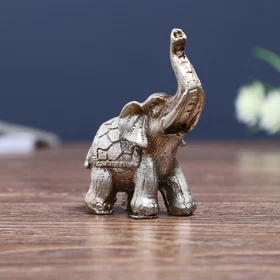 Сувенир полистоун Мини слоник в попоне-чешуе 8х6,5х3 см
