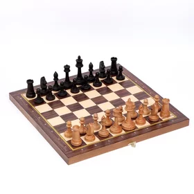 Шахматы Баталия, буковые, король h-9 см, пешка h-4.4 см, доска 37 х 37 см