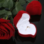 купить Футляр бархатный под кольцо Сердце, роза, 663, цвет красный, вставка белая