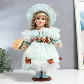 Кукла коллекционная керамика Люси в голубом платье, шляпке и с цветами 30 см