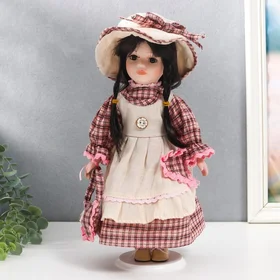 Кукла коллекционная керамика Олеся в платье и шляпке в клетку 30 см