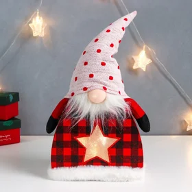 Кукла интерьерная свет Дед Мороз в клетчатом кафтане, колпак в горох, звёздочка 41х24х6 см 75679