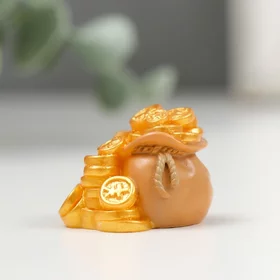 Сувенир полистоун Мешочек с золотыми монетками 2,4х3,2 см