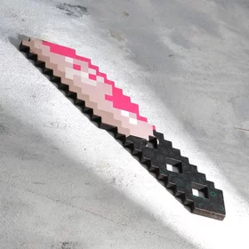 Сувенир деревянный Нож, 20 см, пиксельный, с розовым клинком