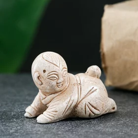 Фигура Малыш с воробьем слоновая кость, 3х4х2см