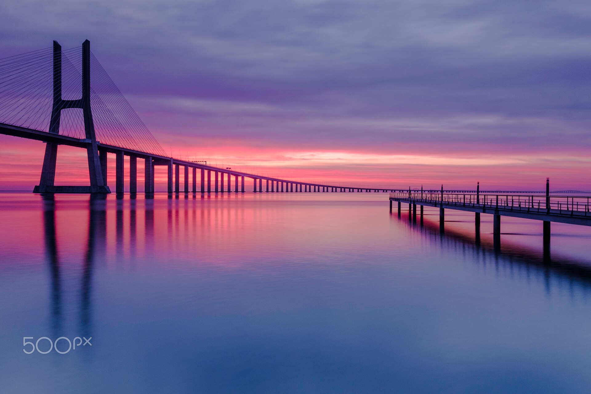 Рассветная смена моста: кто открывает город до первого трамвая
