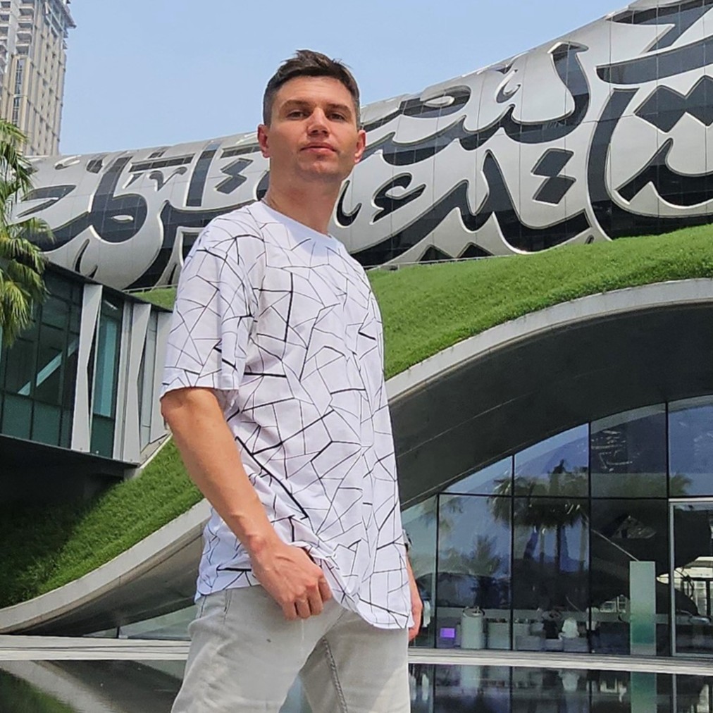 Артем Шуткин