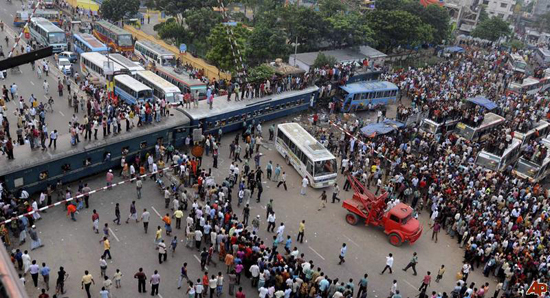 Page_bangladesh_train_accident