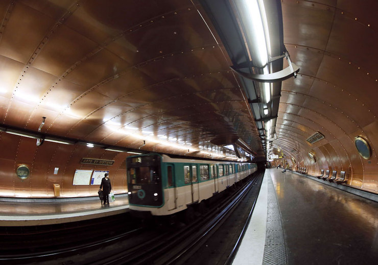 Page_the-most-impressive-underground-railway-stations-in-europe5